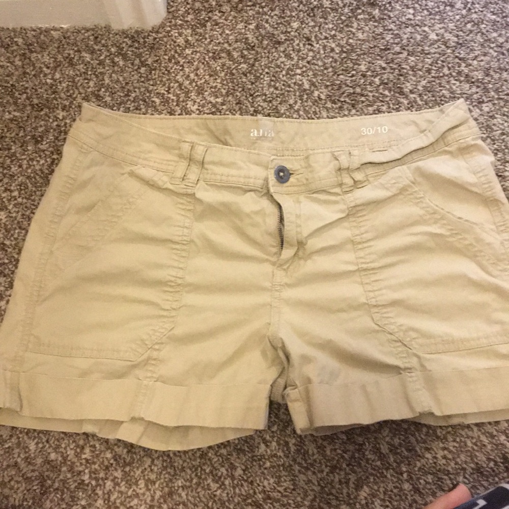 a.n.a shorts